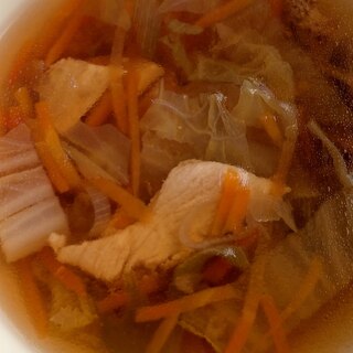 鶏の中華スープ